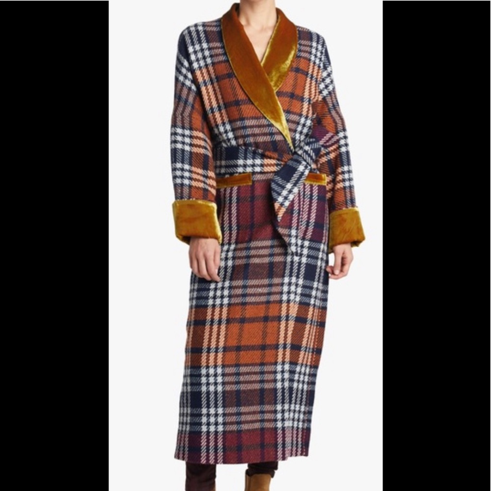 DIVINE HERITAGE WRAP COAT NWT
